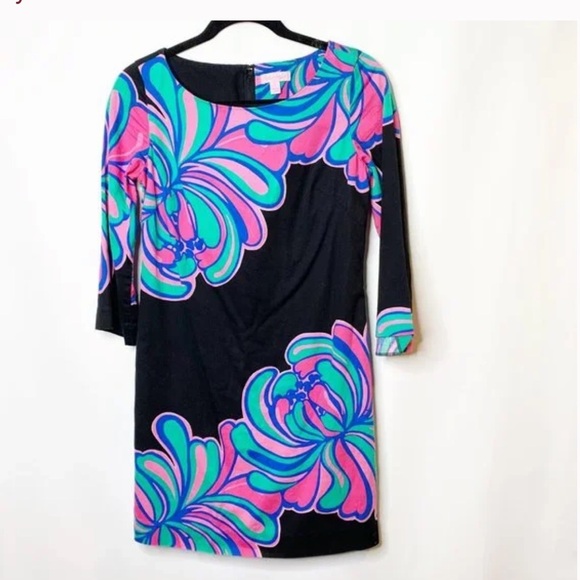 Lilly Pulitzer Dresses & Skirts - Lilly Pulitzer dress. A12